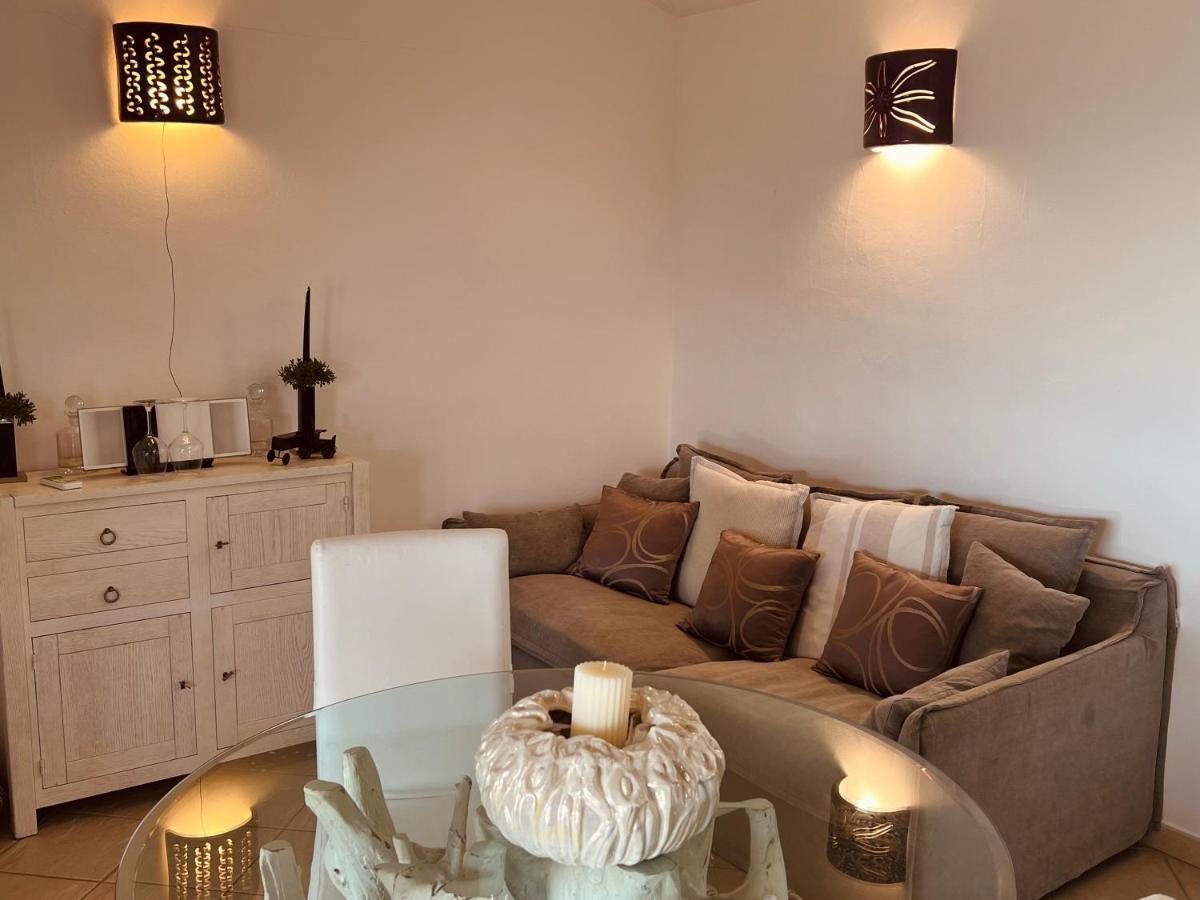 Villa A Golfo Aranci Con Vista Su Tavolara Marinella  Extérieur photo
