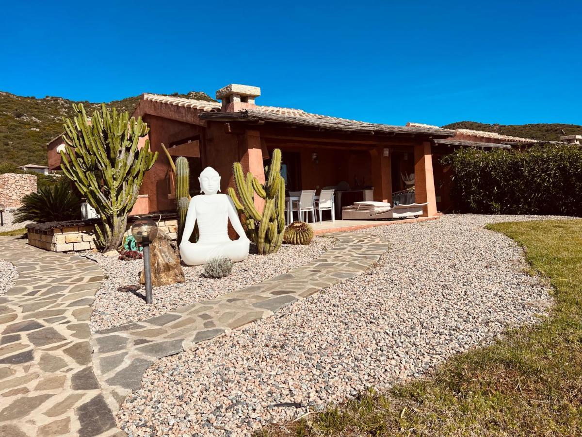 Villa A Golfo Aranci Con Vista Su Tavolara Marinella  Extérieur photo