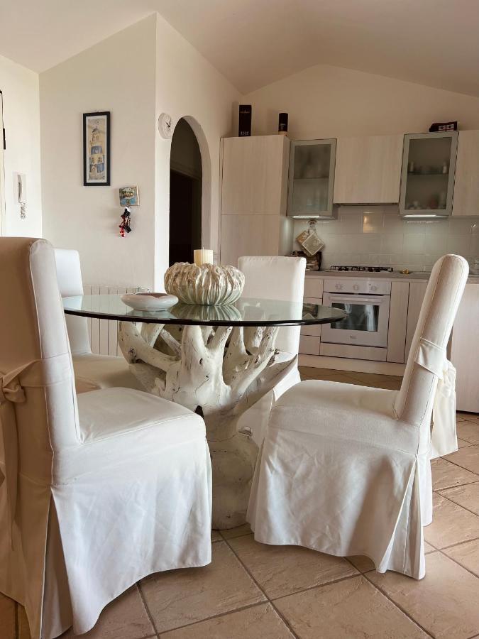 Villa A Golfo Aranci Con Vista Su Tavolara Marinella  Extérieur photo